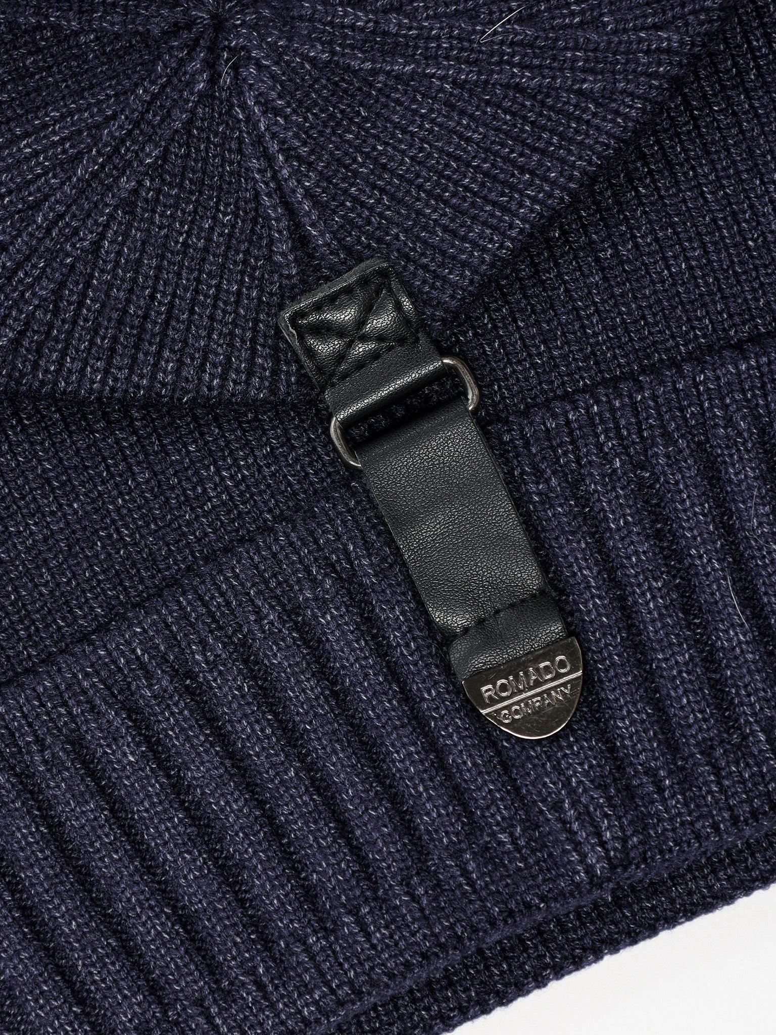 Шапка-бини из смесовой вискозы с отворотом в ассортименте